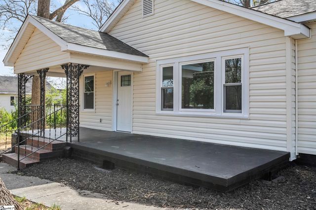 215 W Roosevelt Drive, Anderson, SC 29626