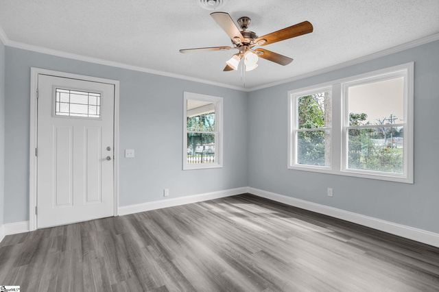 215 W Roosevelt Drive, Anderson, SC 29626