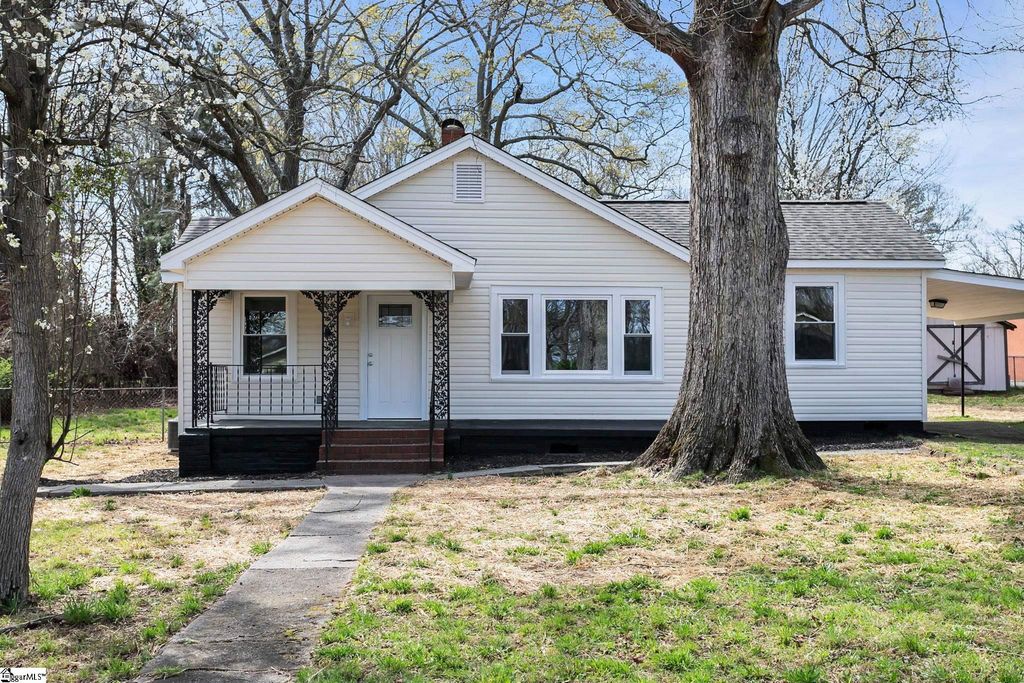 215 W Roosevelt Drive, Anderson, SC 29626