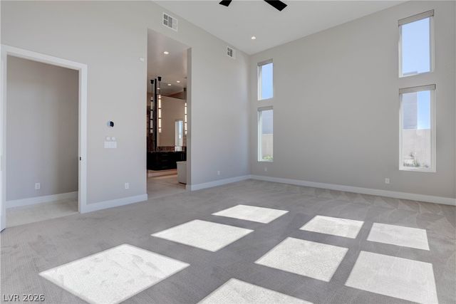 10949 Rossa Peak Avenue, Las Vegas, NV 89135