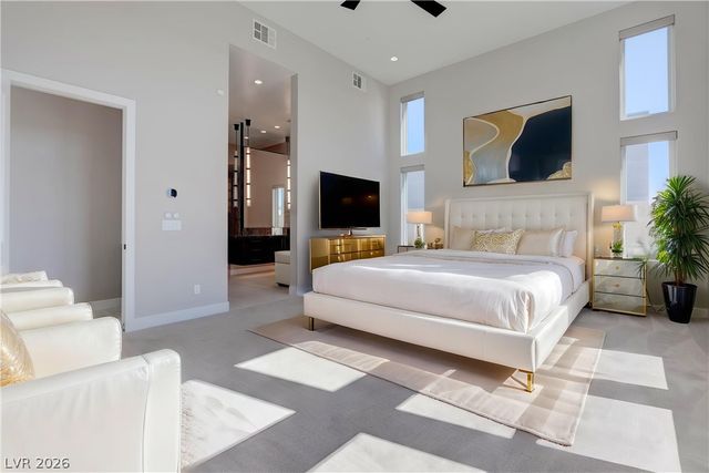 10949 Rossa Peak Avenue, Las Vegas, NV 89135