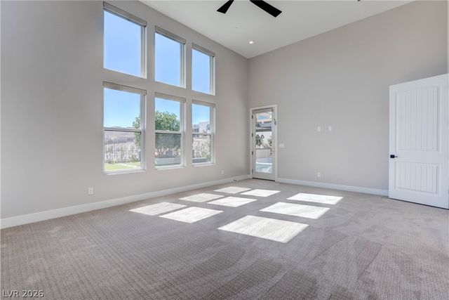 10949 Rossa Peak Avenue, Las Vegas, NV 89135