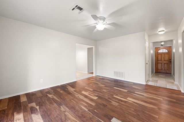 6505 West Drive, Guthrie, OK 73044