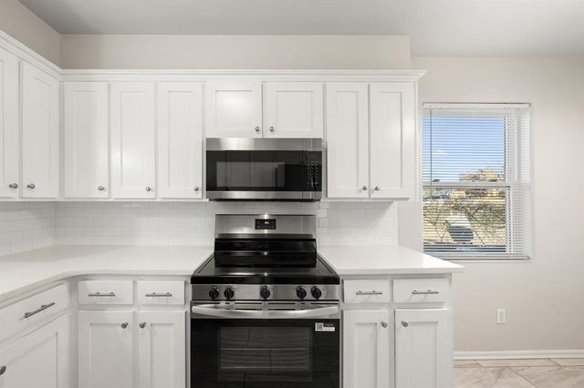 6505 West Drive, Guthrie, OK 73044