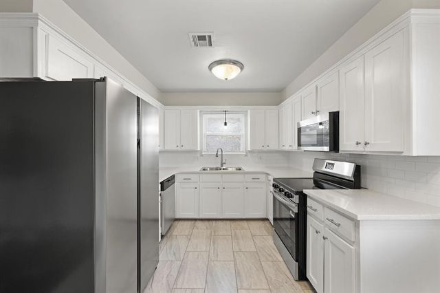 6505 West Drive, Guthrie, OK 73044