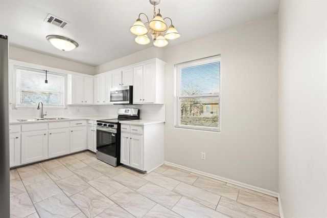 6505 West Drive, Guthrie, OK 73044