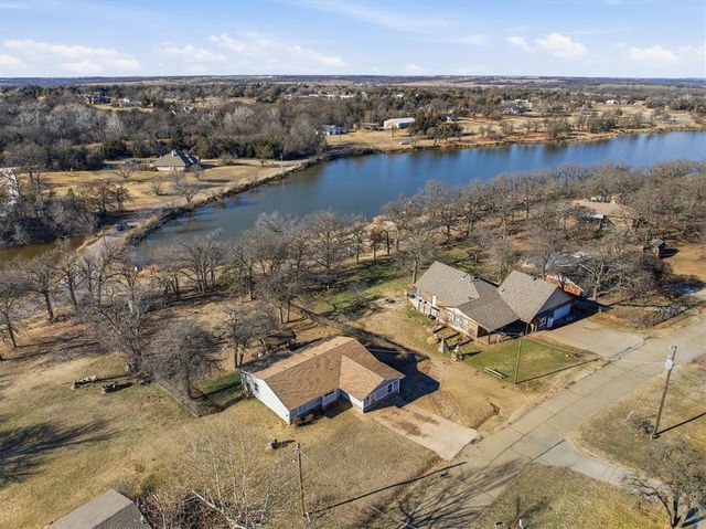 6505 West Drive, Guthrie, OK 73044