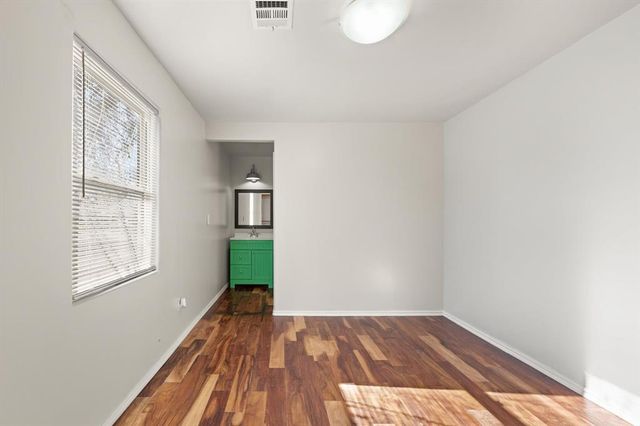 6505 West Drive, Guthrie, OK 73044