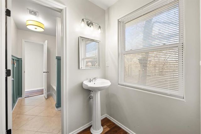 6505 West Drive, Guthrie, OK 73044