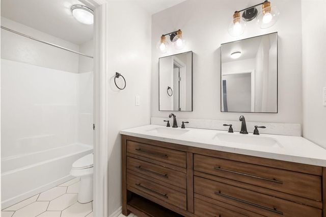 6505 West Drive, Guthrie, OK 73044