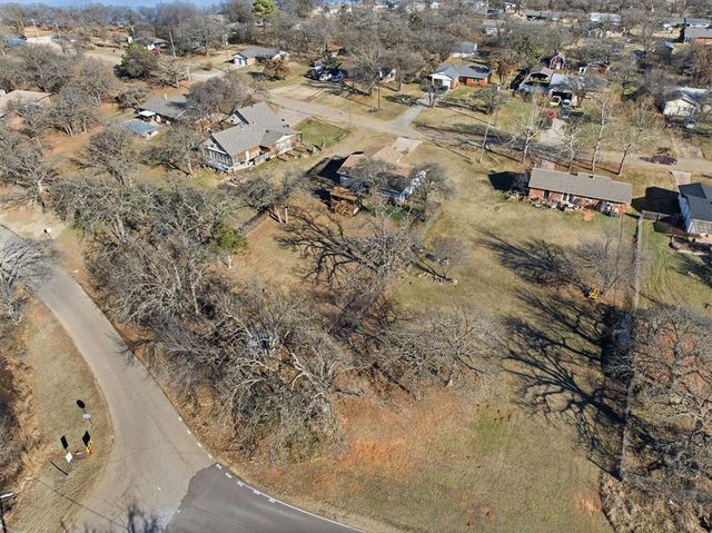 6505 West Drive, Guthrie, OK 73044