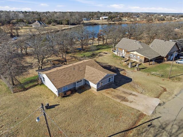 6505 West Drive, Guthrie, OK 73044