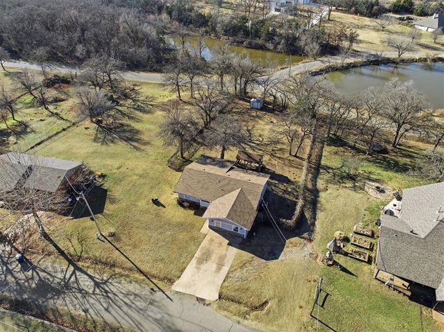 6505 West Drive, Guthrie, OK 73044