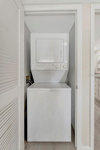 1430 GULF BOULEVARD 108, Clearwater, FL 33767