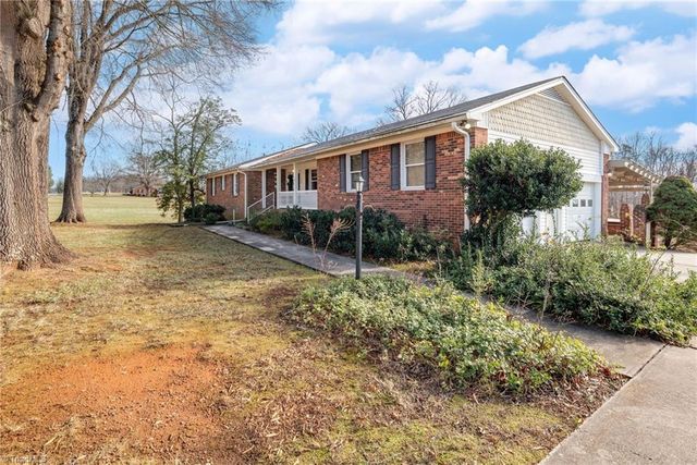 330 Fishel Road, Winston-salem, NC 27127