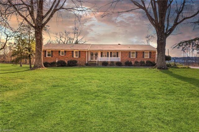 330 Fishel Road, Winston-salem, NC 27127