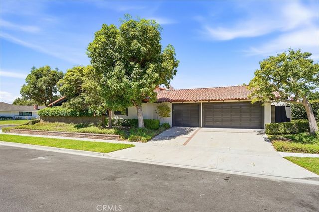 18021 Bryce, Santa Ana, CA 92705