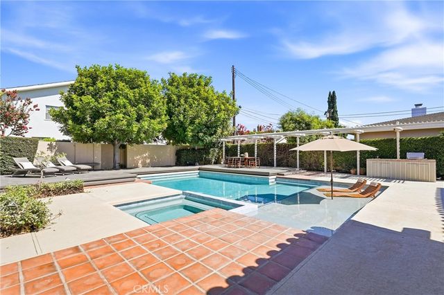 18021 Bryce, Santa Ana, CA 92705