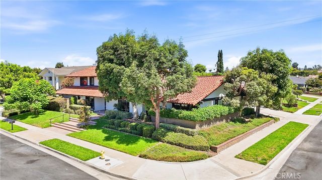18021 Bryce, Santa Ana, CA 92705