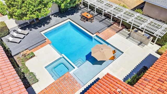18021 Bryce, Santa Ana, CA 92705