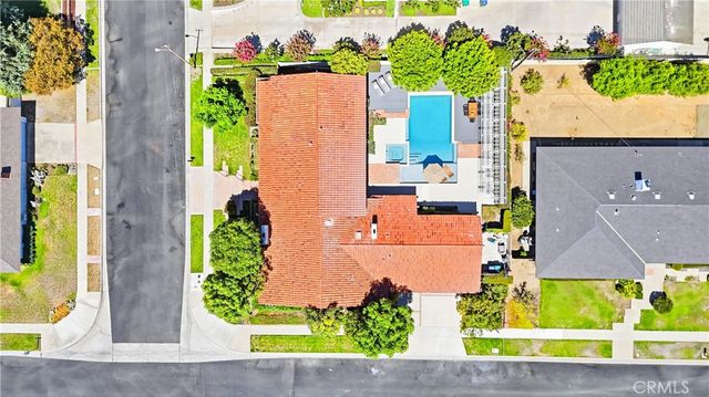 18021 Bryce, Santa Ana, CA 92705