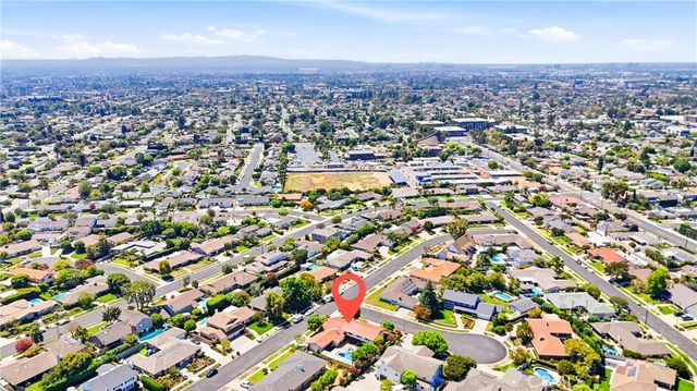 18021 Bryce, Santa Ana, CA 92705