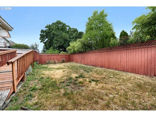 5218 Ne 18TH Ave, Portland, OR 97211