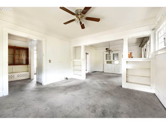 5218 Ne 18TH Ave, Portland, OR 97211