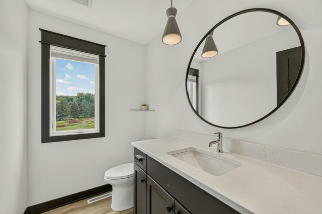 4686 Cassidy Ridge Drive NE, Rochester, MN 55906