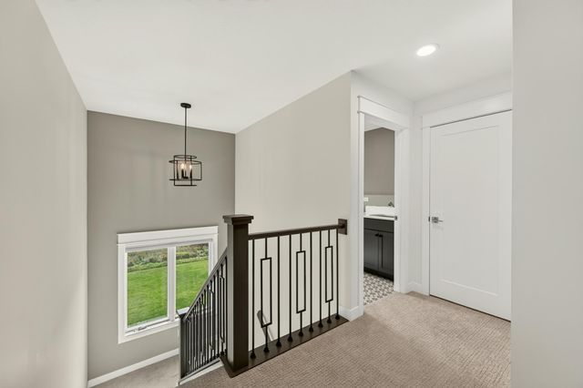 4686 Cassidy Ridge Drive NE, Rochester, MN 55906