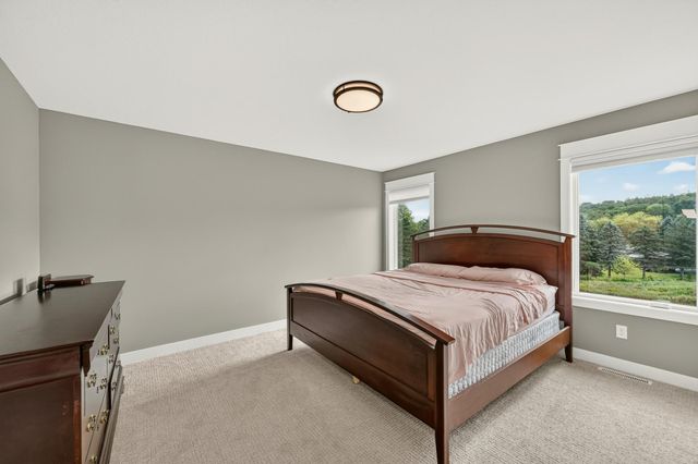 4686 Cassidy Ridge Drive NE, Rochester, MN 55906