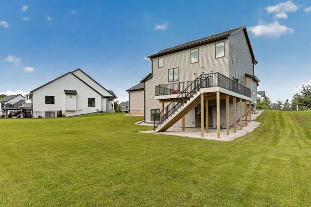 4686 Cassidy Ridge Drive NE, Rochester, MN 55906