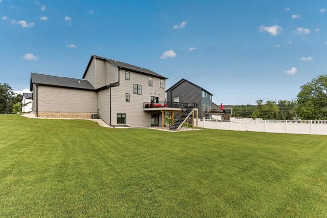 4686 Cassidy Ridge Drive NE, Rochester, MN 55906