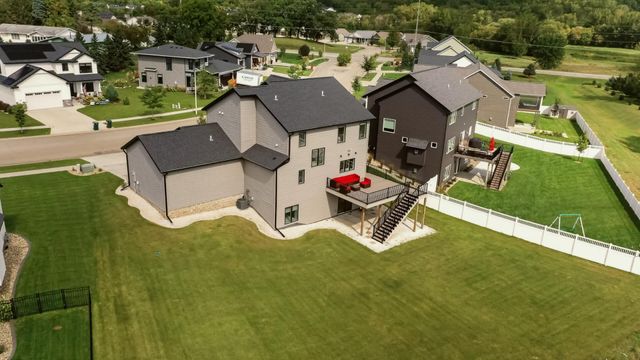 4686 Cassidy Ridge Drive NE, Rochester, MN 55906
