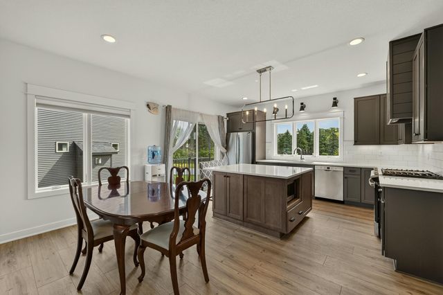 4686 Cassidy Ridge Drive NE, Rochester, MN 55906