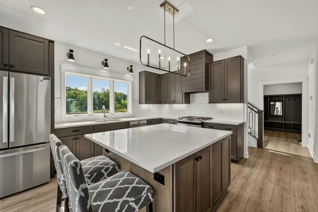 4686 Cassidy Ridge Drive NE, Rochester, MN 55906