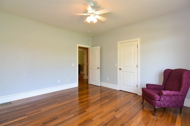 18 Winslow Drive, Atkinson, NH 03811