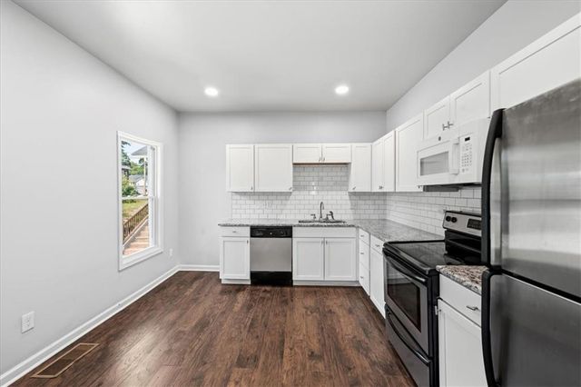 1519 Olympian Way SW, Atlanta, GA 30310