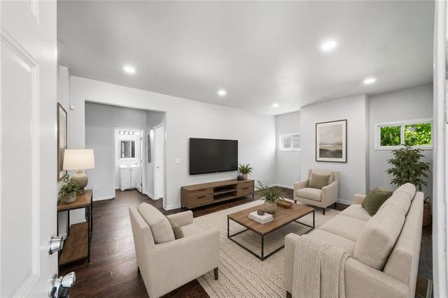 1519 Olympian Way SW, Atlanta, GA 30310