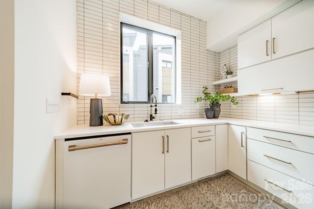 3305 Spencer Street, Charlotte, NC 28205