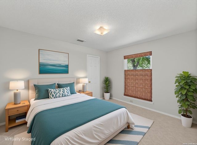 7701 Forest Magic Ct, Live Oak, TX 78233