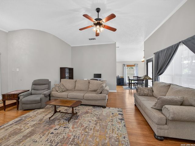 7701 Forest Magic Ct, Live Oak, TX 78233