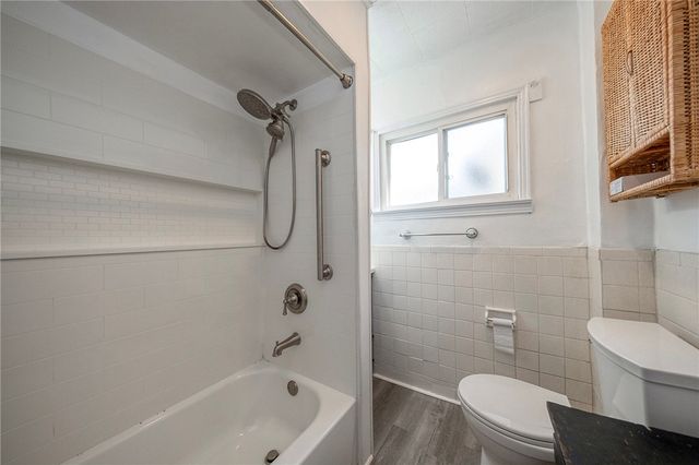 311 Sweetbriar St, Mt Washington, PA 15211