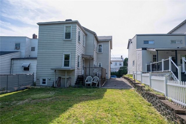 311 Sweetbriar St, Mt Washington, PA 15211
