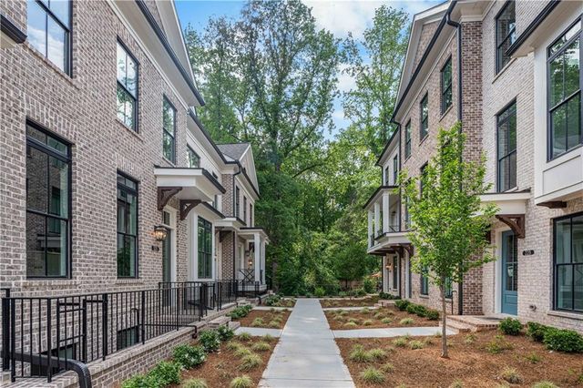 205 Midnight Oak Run 5, Alpharetta, GA 30009