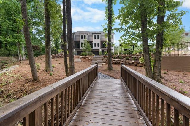 205 Midnight Oak Run 5, Alpharetta, GA 30009
