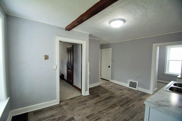 2114 10TH STREET, Two Rivers, WI 54241