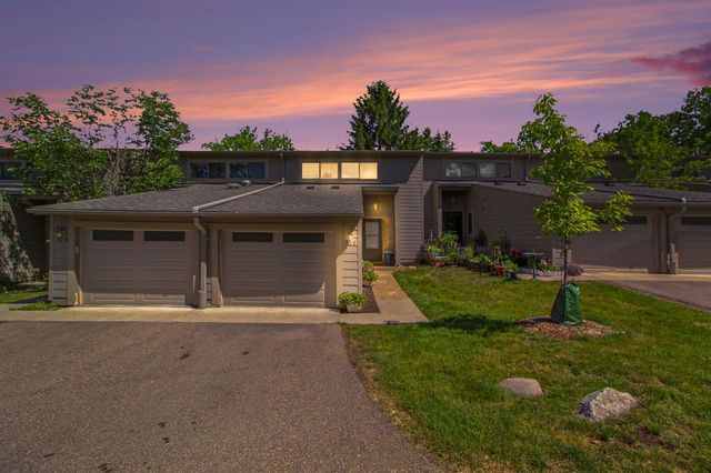 731 Skynob Drive, Ann Arbor, MI 48105