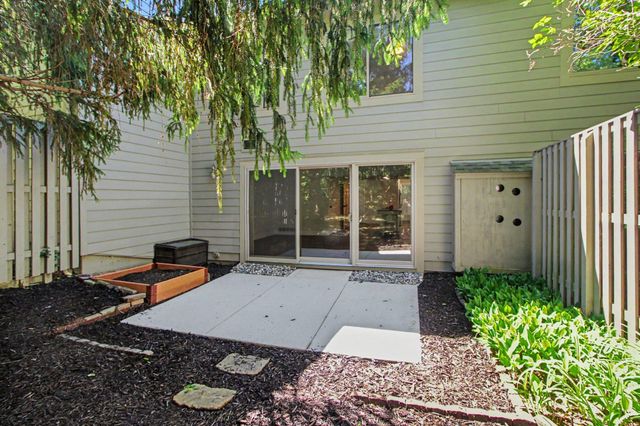 731 Skynob Drive, Ann Arbor, MI 48105