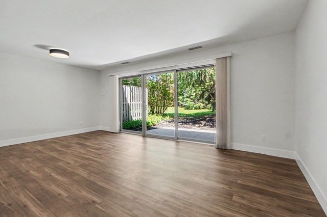 731 Skynob Drive, Ann Arbor, MI 48105